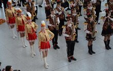 Фото 5: У Міжнародному аеропорту «Львів» ім. Данила Галицького відбувся музичний флешмоб
