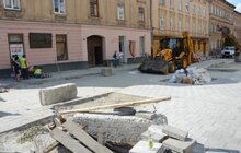 Фото 1: На вул. Котлярській завершують капітальний ремонт дороги