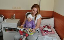 Фото 2: «Ми будемо й надалі збирати кошти і передавати для проведення лікувань», - Карл Гопфнер