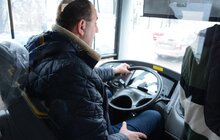 Фото 7: «Розглядаємо усі варіанти, перевагу надаємо українським, однак ціна і якість – пріоритет», - С. Бабак під час огляду білоруського автобуса