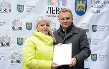 Фото 6: 100 успішним педагогам Львова вручили по 25 тисяч гривень