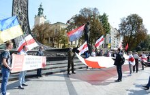 Фото 30: На пл. Ринок у Львові відкрили виставку «Рік спротиву: як по(в)стає Білорусь»