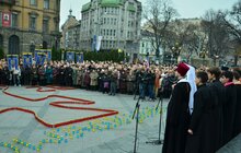 Фото 5: Львів вшановує жертв голодоморів 