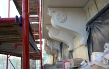Фото 3: У будинку на вул. І. Франка, 90 триває реставрація 5 балконів з унікальними консолями у вигляді слонів