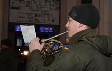 Фото 12: З нагоди 100-річчя бою під Крутами львів’яни підтримали загальноукраїнський флешмоб з виконання маршу «Героям Крут»