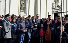 Фото 4: Вулицями Львова проходить традиційна Хресна дорога