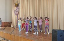 Фото 6: Дітям з соціально вразливих сімей подарували радість