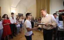 Фото 8: «За хороші результати у навчанні треба дякувати і любити треба грошима», — А. Садовий