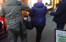 Фото 3: 500 букетів первоцвітів було вилучено під час проведених рейдів