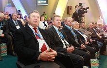 Фото 4: Мер Львова відвідав Міжнародний економічний форум