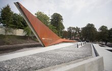 Фото 2: У Львові триває будівництво Меморіалу пам’яті Героїв Небесної Сотні