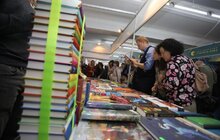 Фото 11: Мер Львова другий день поспіль відвідує книжковий форум та отримав чимало автографів авторів видань