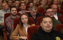 Фото 1: Міністр оборони України відзначив львівських волонтерів нагородами Міноборони