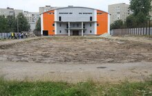 Фото 1: На Сихові відновлюють роботи з будівництва спорткомплексу школи № 95