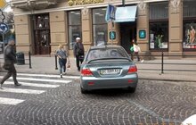 Фото 13: «Найпоширеніше порушення правил паркування – паркування на місцях для інвалідів» - ЛКП «Львівавтодор»