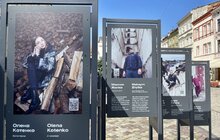 Фото 6: Міста та їхні герої: у Львові відкрилась фотовиставка про героїчних українців