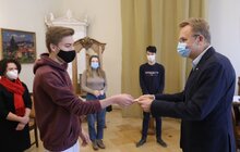 Фото 3: Сьогодні у Львові шестеро дітей отримали ордери на власні помешкання