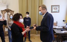 Фото 11: Сьогодні у Львові шестеро дітей отримали ордери на власні помешкання