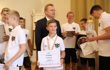 Фото 9: Мер Львова нагородив преміями юних чемпіонів світу з футбольного клубу «КОПА»