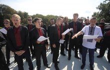 Фото 21: «Ми плануємо, що вже наступного року буде збудований пішохідний міст», — Андрій Садовий про другу частину Меморіалу Небесної Сотні