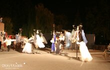 Фото 42: Відкриття фестивалю «Золотий лев» вуличною виставою «Вишневий сад» за п'єсою А. П. Чехова