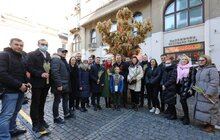 Фото 30: Напередодні Різдва у Львові встановили Різдвяного Дідуха