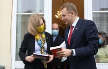 Фото 8: Американський дім, носії мови у львівських школах, залучення американських інвестицій: про що говорили Андрій Садовий та Крістіна Квін