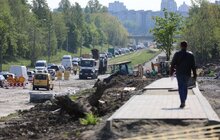 Фото 1: Продовжуються роботи на вул. Хуторівка