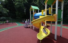 Фото 1: На вул. І.Франка збудували новий дитячо-спортивний майданчик для львів’ян різного віку