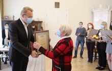 Фото 7: Мер Львова нагородив працівників Ботанічного саду та музеїв на базі Львівського університету за сумлінну працю