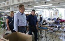 Фото 1: Мер Львова нагородив працівників 3 підприємств за сумлінну працю та допомогу місту під час карантину