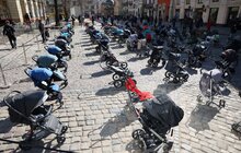 Фото 2: «Поки політики дебатують, чи треба закривати небо над Україною, його закривають наші ангели», – мер Львова