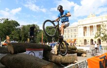 Фото 3: У місті триває Відкритий кубок Львова з велотріалу
