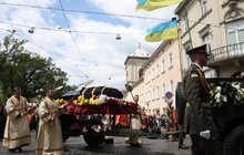 Фото 67: У Львові тисячі вірян попрощались з Блаженнішим Любомиром Гузаром