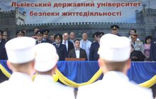 Фото 7: Випускників Львівського державного університету безпеки життєдіяльності привітали з завершенням навчання