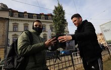 Фото 15: В рамках міжнародного проєкту «Озеленення планети» на площі Соборній висадили перші дерева