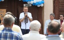 Фото 5: 38 працівників ЛКП «Львівелектротранс», які працюють більше 45 років, з нагоди 123-річчя запуску львівського трамвая, отримали подяки та премії