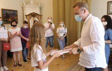 Фото 7: Мер Львова нагородив вчителів та учнів шкіл з нагоди кінця навчального року