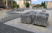Фото 1: У школі № 27 ремонтують та будують спортивний майданчик