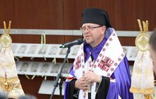 Фото 13: Львів започаткував нову традицію — над Меморіалом пам’яті Героїв Небесної Сотні підняли Державний Прапор України