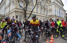 Фото 25: Мер Львова привітав учасників веломарафону «Львівська сотка. Осінь» та взяв участь у велозаїзді
