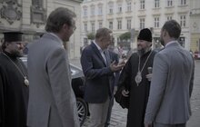 Фото 2: Блаженніший Епіфаній залишив запис у Книзі почесних гостей Львова