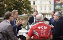 Фото 4: Міський голова та президент Всесвітньої федерації стрільби з лука обговорили розвиток цього виду спорту у Львові