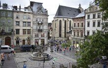 Фото 5: Аварійні бригади оперативно ліквідовують наслідки негоди в місті