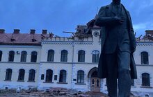 Фото 5: Цієї ночі росіяни атакували два об'єкти національної памʼяті у Львові