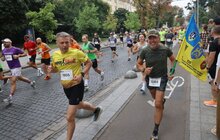 Фото 8: Понад 2500 бігунів та 200 тис. грн для війська зібрав благодійний «Meest Run the World Львівська десятка»