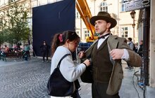 Фото 5: У Львові знімають історичний серіал: де можна побачити декорації та які зміни для водіїв (фото/відео)
