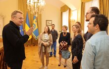 Фото 2: До Львова приїхали провідні нейрохірурги зі США, щоб провести надскладні операції