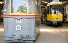Фото 14: Трамваї з Берліна переобладнують для курсування у Львові (відео)