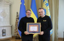 Фото 22: Благодійна організація GEM відновила у Львові вже більше 2200 вікон, які пошкодили російські ракети (відео)